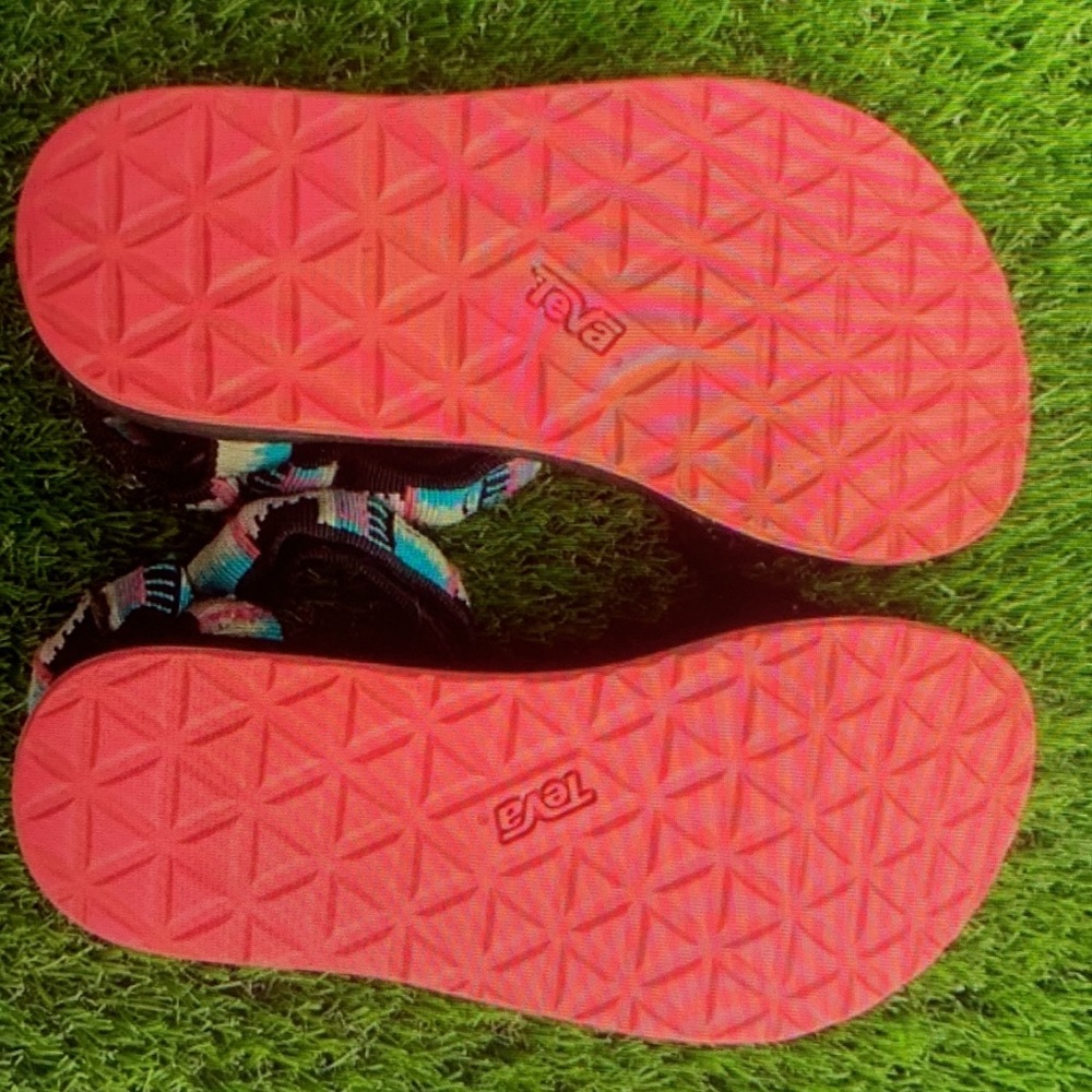 Colorful Patterned Sandals - Picture 3 of 4